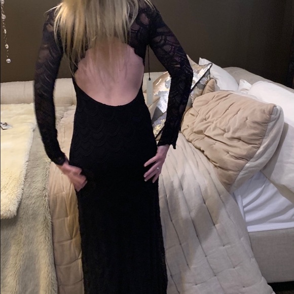 Nightcap clothing gorgeous lace dress! - Picture 4 of 7